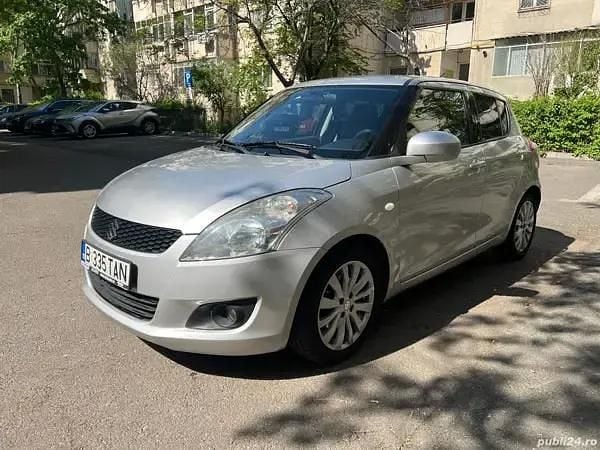 Second-hand Suzuki Swift 69 CP (50 kW) 2012 Argintiu Hatchback