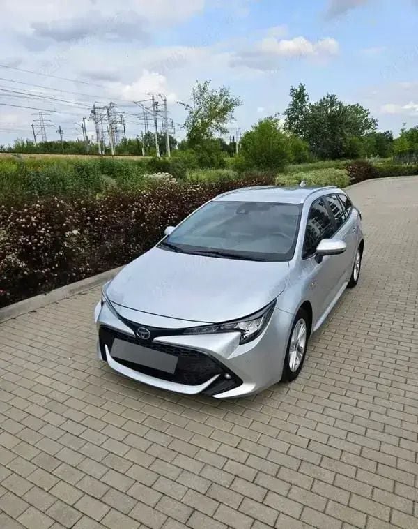 Utilizat 2021 Toyota Corolla Hatchback | 20.800 EUR (Preț OK) - Imagine 1/4