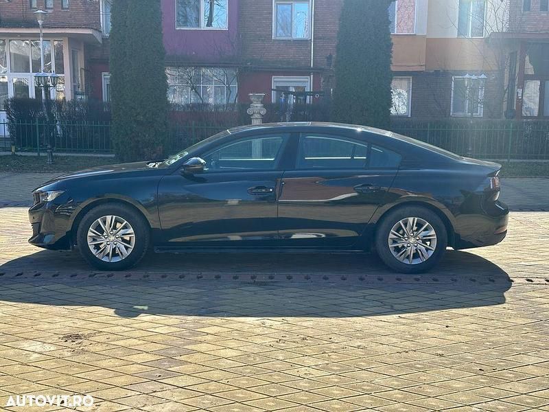 Second-hand Peugeot 508 Active 130 CP (95 kW) 2022 Culoarenegru Berlinǎ