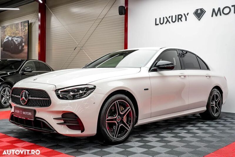 Alb Utilizat 2021 Mercedes E300 AMG line Berlinǎ | 39.325 EUR (Preț OK) - Imagine 1/4