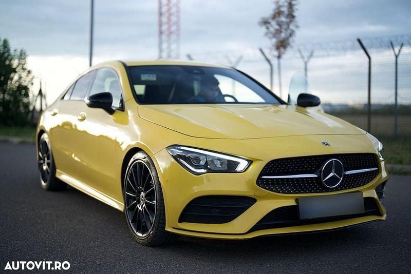 Culoaregalbeuriu Utilizat 2019 Mercedes CLA250 Berlinǎ | 27.499 EUR (Super Preț) - Imagine 1/4