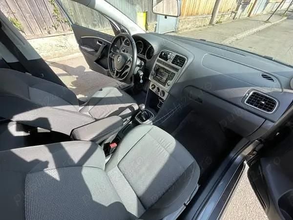 Second-hand VW Polo 90 CP (66 kW) 2015 Gri Hatchback