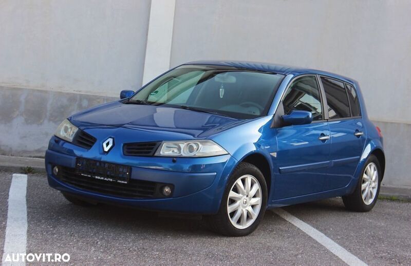 Albastru Utilizat 2007 Renault Mégane II LIMITED Hatchback | 2.250 EUR (Preț OK) - Imagine 1/4