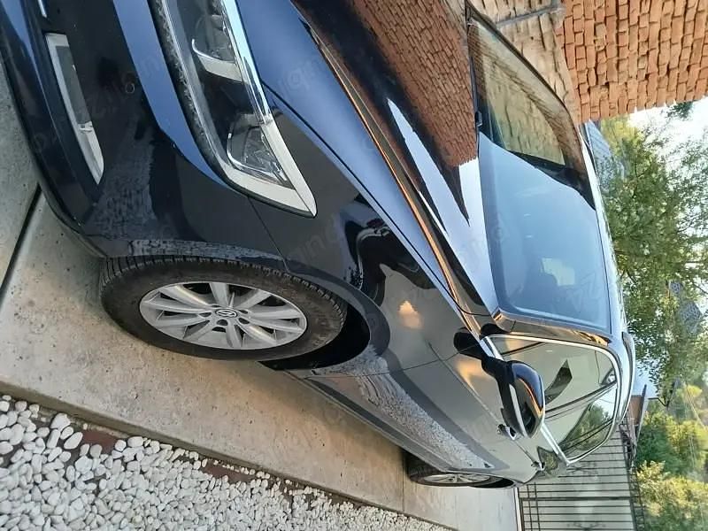 Second-hand VW Passat Comfortline 150 CP (110 kW) 2019 Negru Break