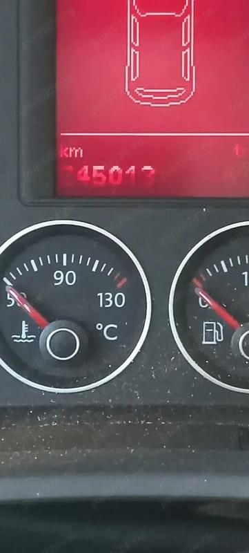 Utilizat 2005 VW Golf IV Hatchback | 1.950 EUR (Preț bun) - Imagine 1/4