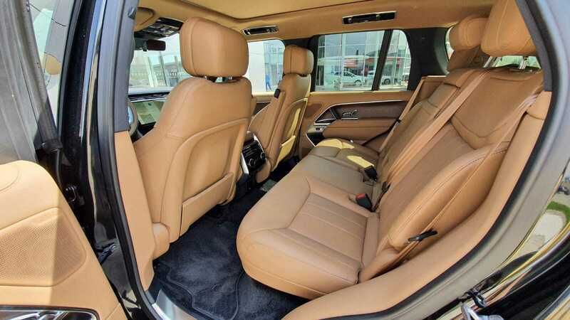 Second-hand Land Rover Range Rover 2022 Santorini negru SUV