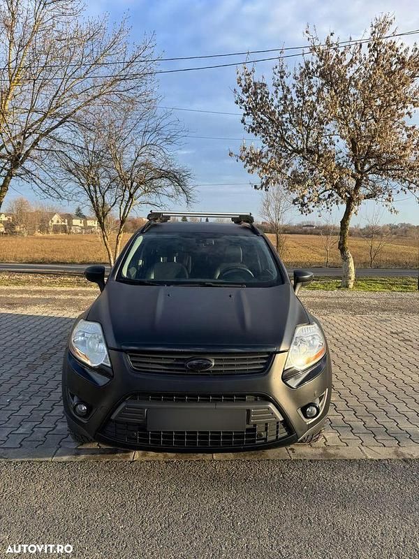 Second-hand Ford Kuga Titanium 140 CP (102 kW) 2011 Culoarenegru SUV