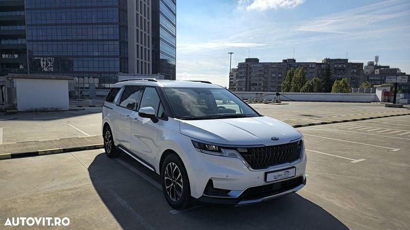 Culoarealb Utilizat 2021 Kia Carnival Monovolum | 28.900 EUR (Super Preț) - Imagine 1/4