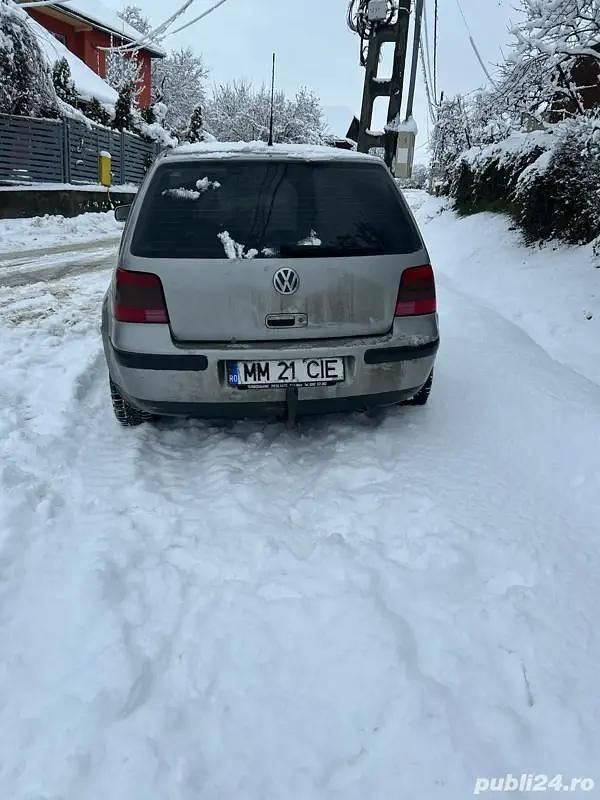 Second-hand VW Golf IV 90 CP (66 kW) 2003 Hatchback