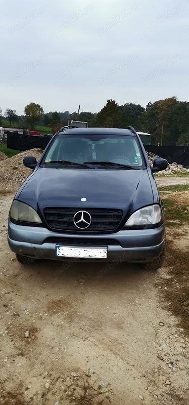 Utilizat 2002 Mercedes ML270 SUV | 3.500 EUR - Imagine 1/4