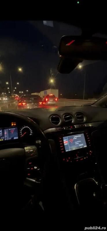 Second-hand Ford S-MAX S 115 CP (84 kW) 2011 Negru Monovolum