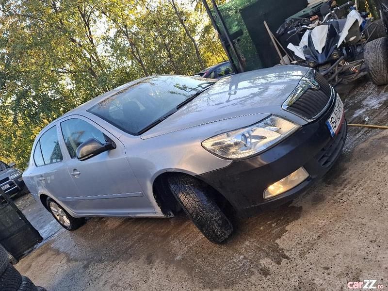 Utilizat 2009 Skoda Octavia | 2.499 EUR - Imagine 1/4