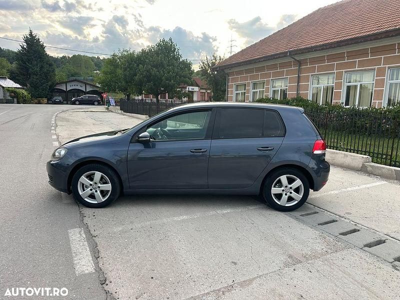 Culoarealte culori Utilizat 2009 VW Golf VI Hatchback | 4.890 EUR (Preț OK) - Imagine 1/4
