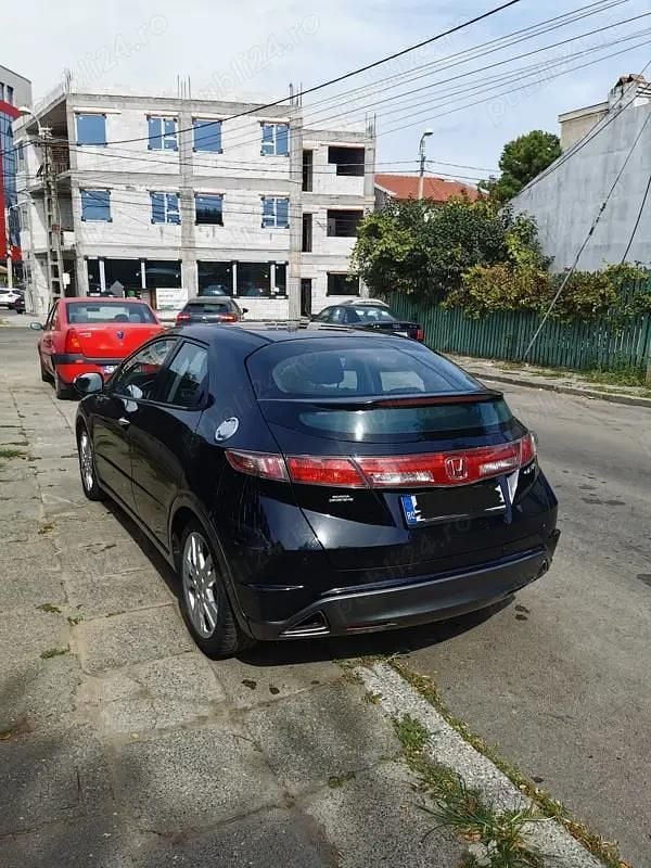 Second-hand Honda Civic 150 CP (110 kW) 2011 Hatchback