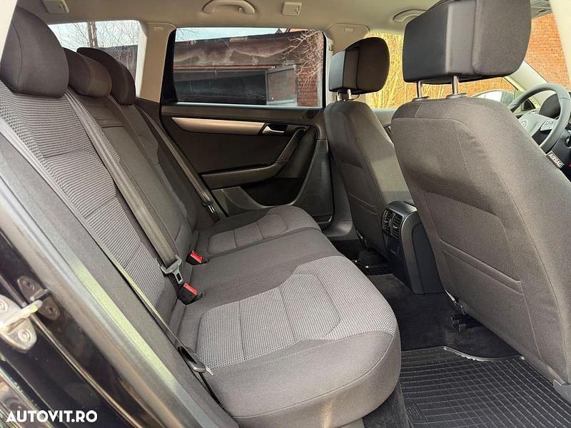 Second-hand VW Passat Trendline 140 CP (102 kW) 2014 Culoarenegru Break