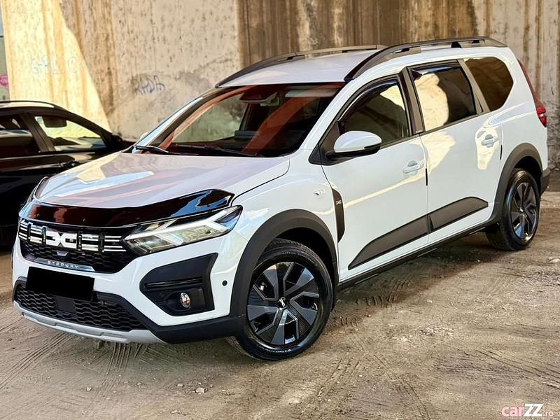 Utilizat 2025 Dacia Jogger Monovolum | 13.000 EUR - Imagine 1/4