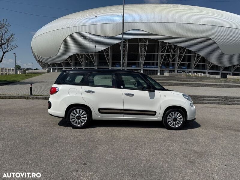 Alb Utilizat 2018 Fiat 500L Monovolum | 7.500 EUR - Imagine 1/4