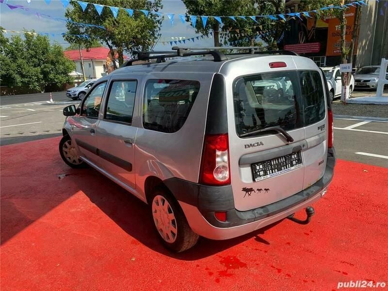Second-hand Dacia Logan 68 CP (50 kW) 2008 Argintiu Berlinǎ