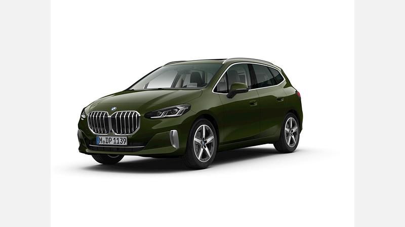 Second-hand BMW 218 Comfort Edition 136 CP (100 kW) 2024 Sanremo green metallic metalizat Monovolum