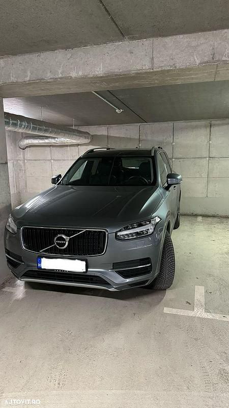 Gri Utilizat 2018 Volvo XC90 Momentum SUV | 32.350 EUR (Preț OK) - Imagine 1/4
