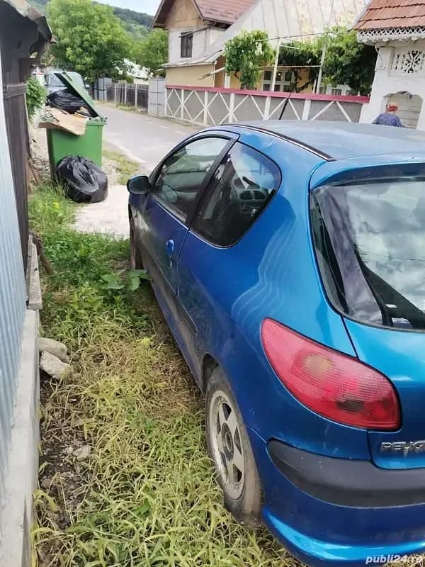 Utilizat 2006 Peugeot 206 Break | 1.500 EUR (Preț bun) - Imagine 1/4