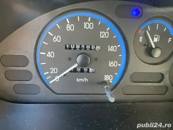 Argintiu Utilizat 2003 Chevrolet Matiz Hatchback | 4.700 EUR - Imagine 1/4