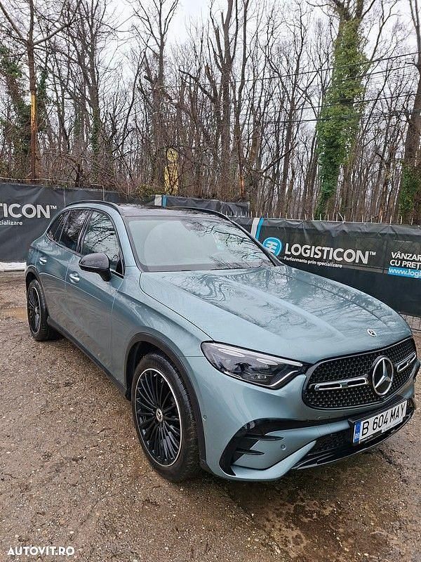 Second-hand Mercedes GLC350 211 CP (155 kW) 2024 Culoareverde SUV