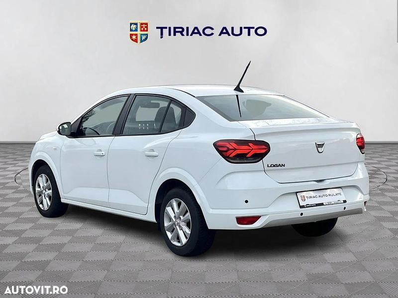 Second-hand Dacia Logan 90 CP (66 kW) 2022 Culoarealb Berlinǎ