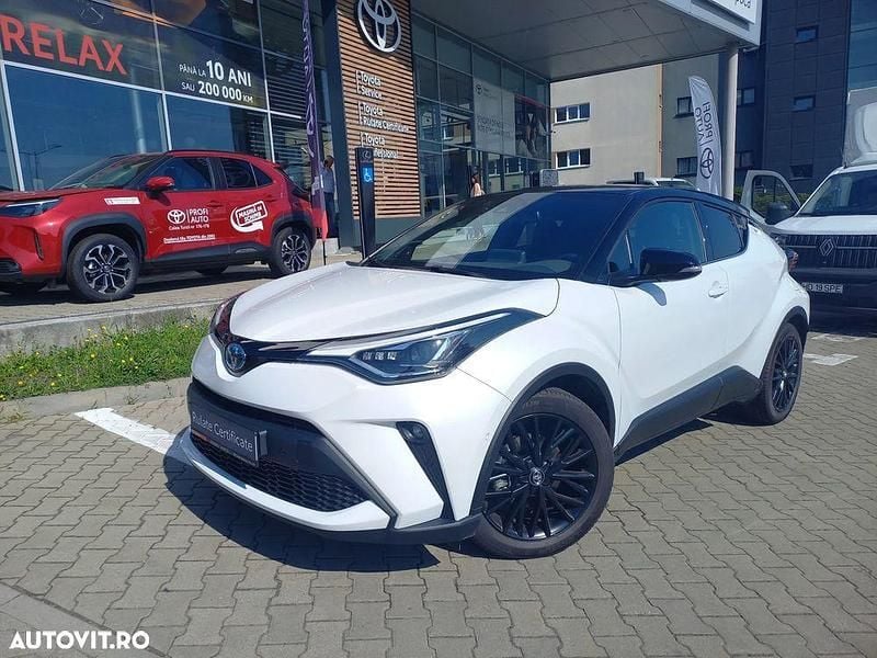 Culoarealb Utilizat 2023 Toyota C-HR SUV | 31.450 EUR (Scump) - Imagine 1/4
