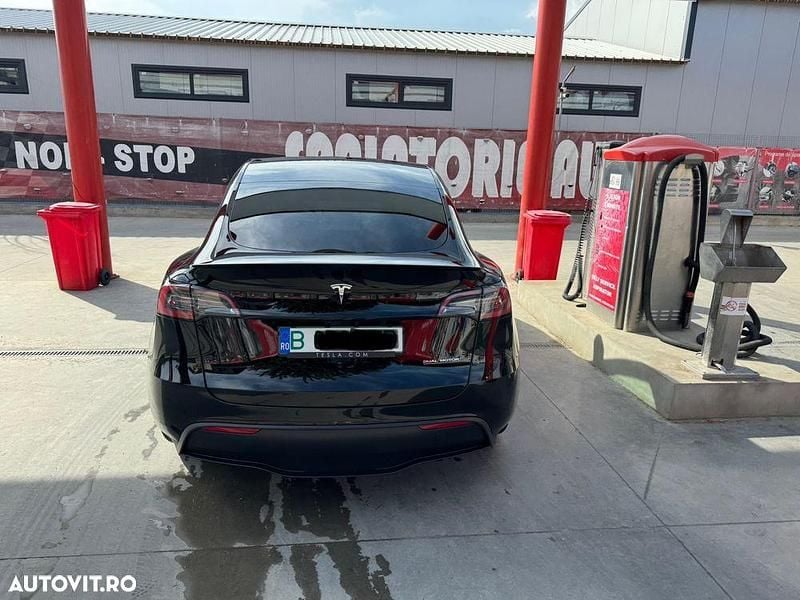Second-hand Tesla Model Y Performance 339 kW (462 CP) 2023 Negru SUV