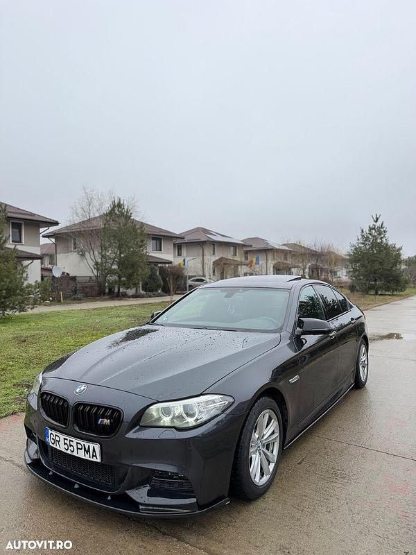 Second-hand BMW 520 Comfort Edition 190 CP (139 kW) 2014 Culoaregri Berlinǎ