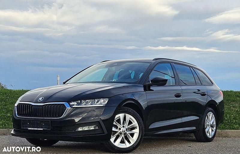 Culoarenegru Utilizat 2021 Skoda Octavia Style Break | 13.150 EUR (Preț bun) - Imagine 1/4