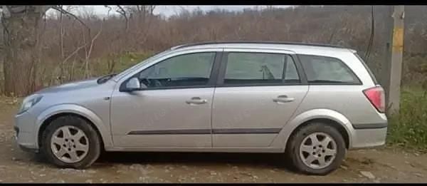 Second-hand Opel Astra 105 CP (77 kW) 2004 Gri Break