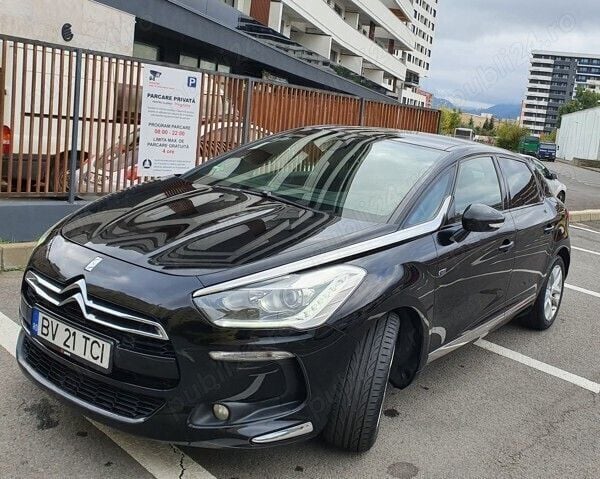 Utilizat 2012 Citroën DS5 Hatchback | 5.800 EUR (Preț OK) - Imagine 1/4