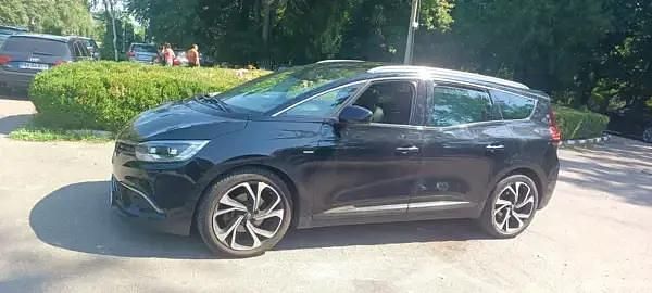 Negru Utilizat 2018 Renault Grand Scénic IV LIMITED Monovolum | 13.000 EUR (Puțin scump) - Imagine 1/4