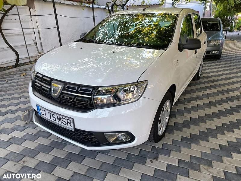 Culoarealb Utilizat 2019 Dacia Sandero Acces | 8.000 EUR (Puțin scump) - Imagine 1/4