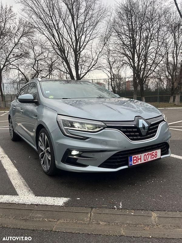 Culoaregri Utilizat 2021 Renault Mégane GrandTour Break | 14.500 EUR (Scump) - Imagine 1/4