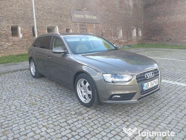 Culoaregri Utilizat 2012 Audi A4 Break | 6.900 EUR (Preț OK) - Imagine 1/4