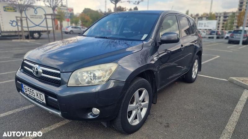 Second-hand Toyota RAV4 Luxury 136 CP (100 kW) 2008 Culoaregri SUV