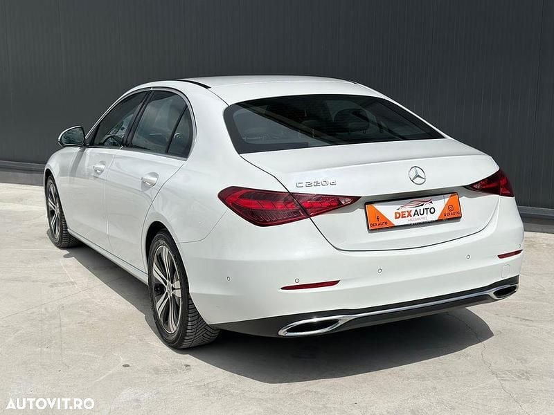 Second-hand Mercedes C220 Avantgarde 200 CP (147 kW) 2021 Culoarealb Berlinǎ