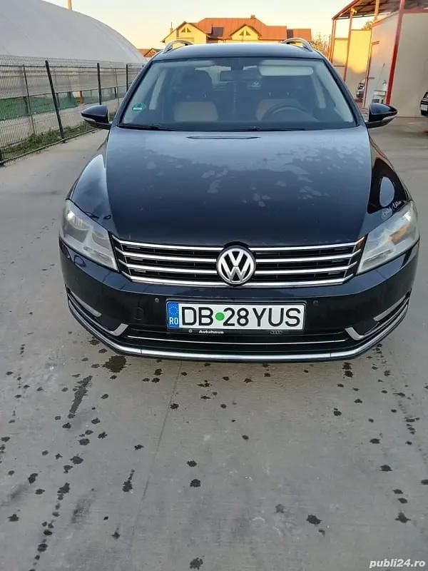 Negru Utilizat 2011 VW Passat Berlinǎ | 5.500 EUR (Preț bun) - Imagine 1/4