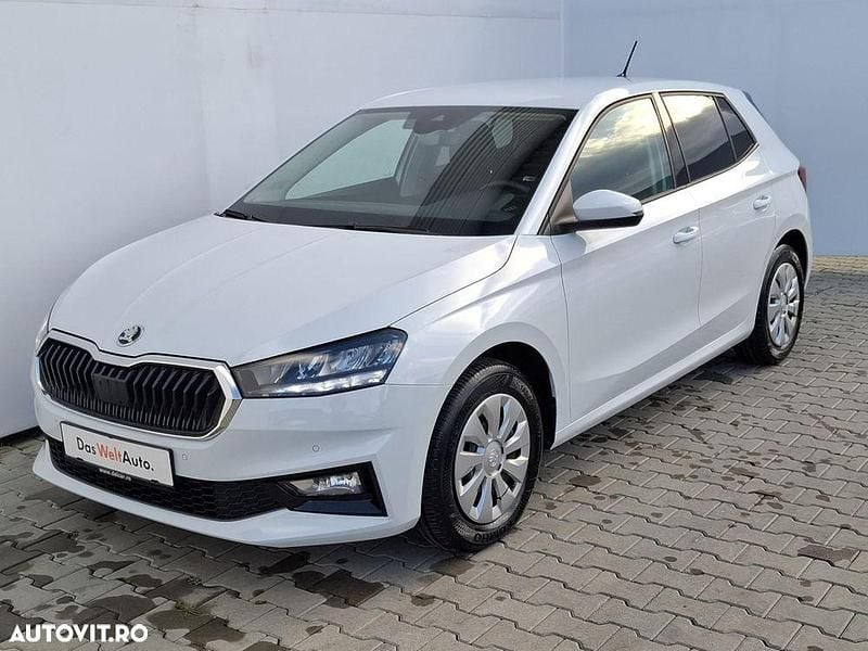 Culoarealb Utilizat 2025 Skoda Fabia Selection | 17.100 EUR (Preț OK) - Imagine 1/4