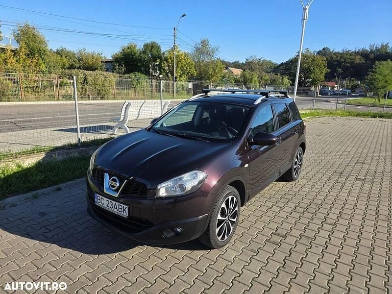 Culoarealte culori Utilizat 2011 Nissan Qashqai +2 SUV | 6.200 EUR (Preț OK) - Imagine 1/4