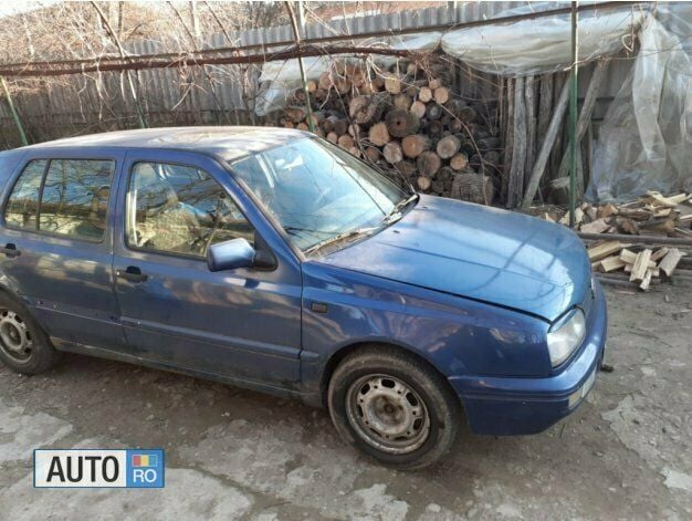 Second-hand VW Golf III 90 CP (66 kW) 1997 Albastru Hatchback