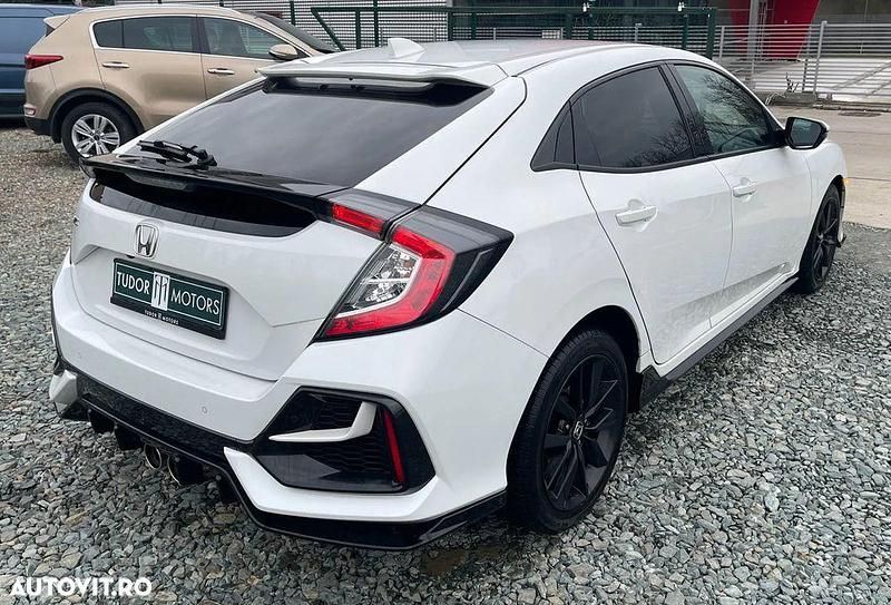 Second-hand Honda Civic Sport 182 CP (133 kW) 2021 Culoarealb Hatchback
