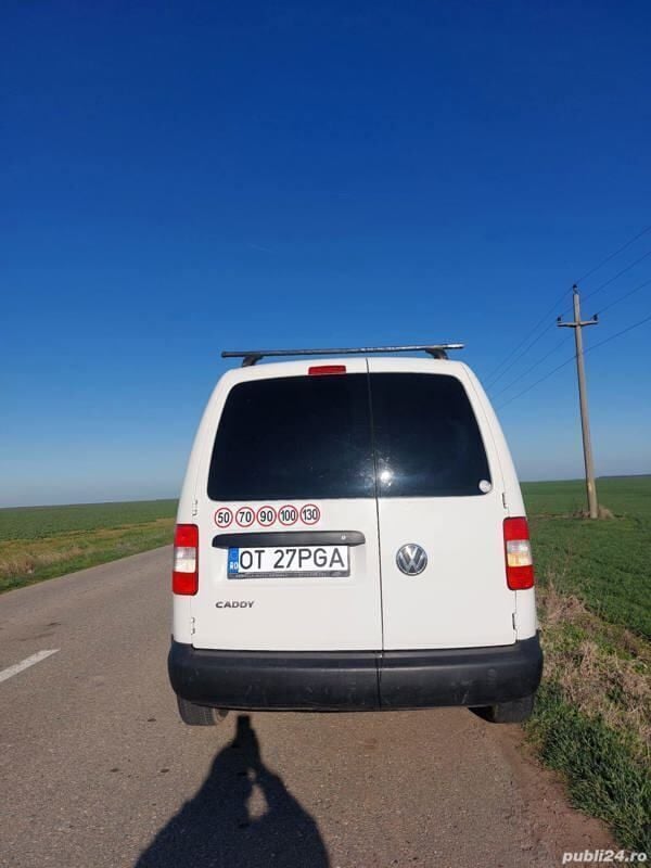 Second-hand VW Caddy 105 CP (77 kW) 2011 Alb Monovolum
