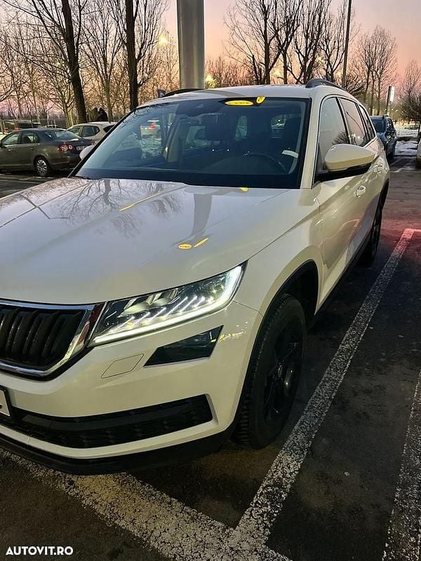 Culoarealb Utilizat 2019 Skoda Kodiaq SUV | 24.500 EUR (Preț OK) - Imagine 1/4