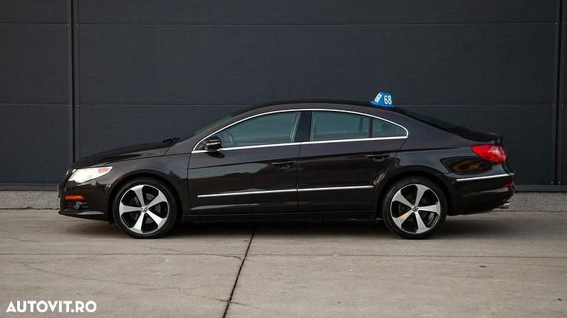 Second-hand VW Passat 200 CP (147 kW) 2010 Culoaregri Berlinǎ