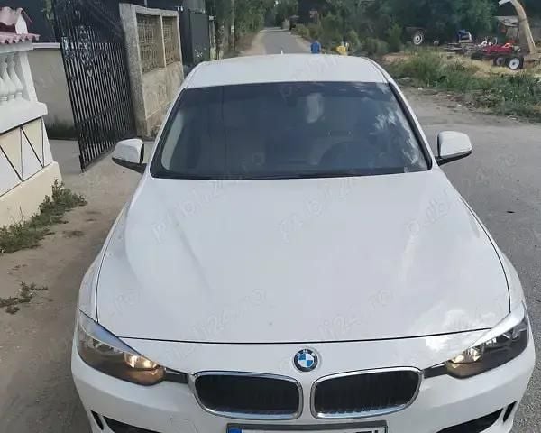 Utilizat 2012 BMW 320 Berlinǎ | 11.000 EUR (Super Preț) - Imagine 1/4