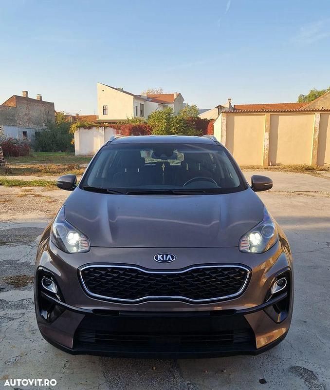 Culoaremaro Utilizat 2020 Kia Sportage Classic SUV | 21.950 EUR (Puțin scump) - Imagine 1/4